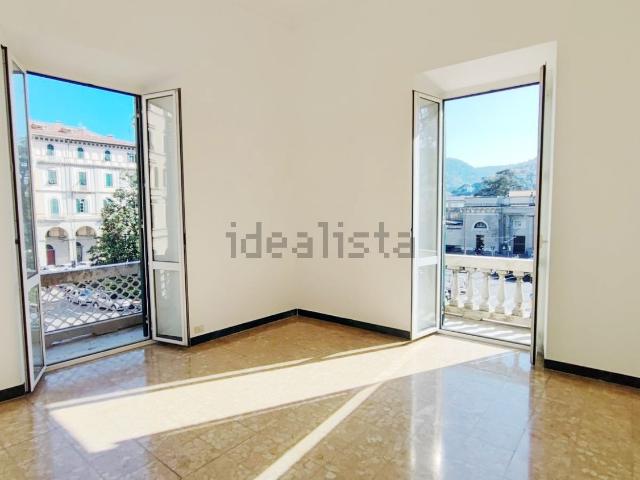 Appartamento in vendita di 191 m² in Piazza Domenico Chiodo, 20