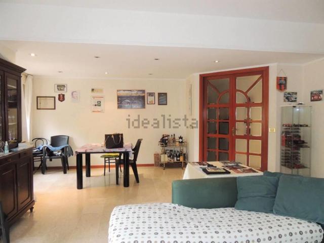 Appartamento in vendita di 191 m² in Strada Panoramica dello Stretto, 2800