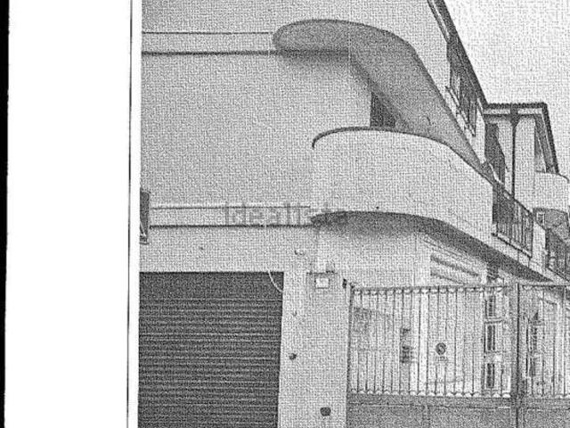 Appartamento in vendita di 192 m² in Via Franca Maria Gianni, 74