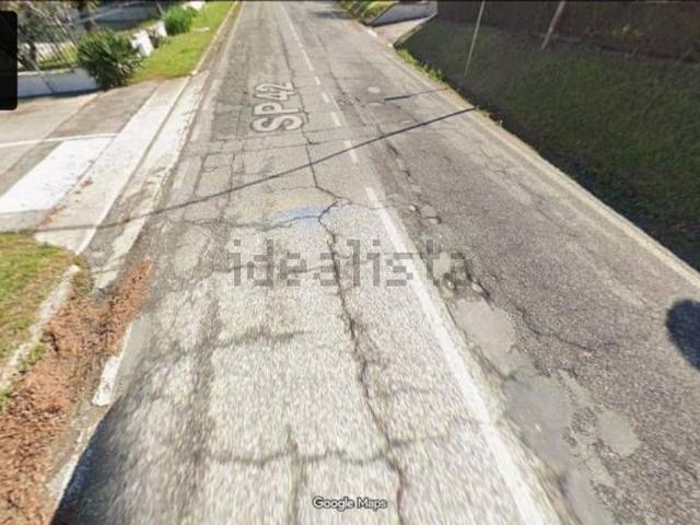 Appartamento in vendita di 192 m² in Via Luigi Petroselli