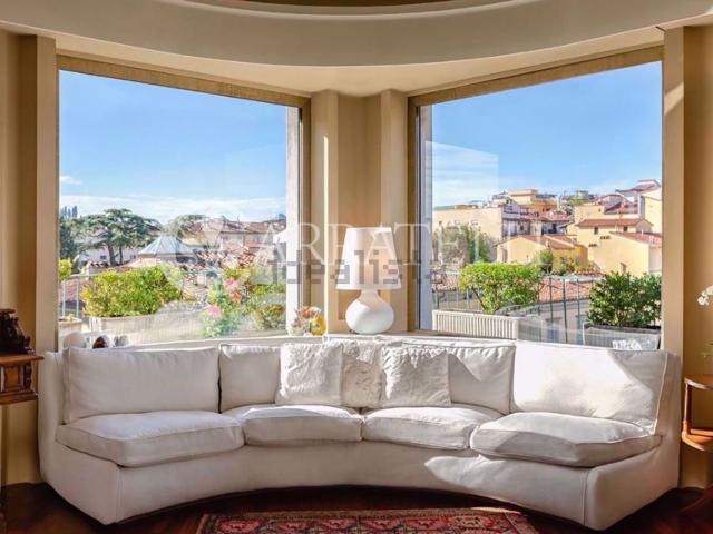 Appartamento in vendita di 192 m² in Via Solferino, 33