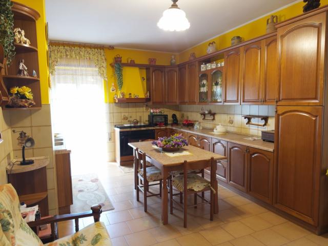 Appartamento in vendita di 192 m² in Strada Barabini, 782