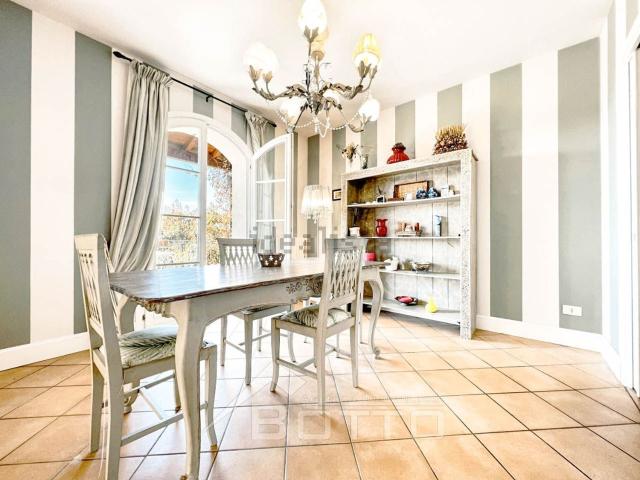 Appartamento in vendita di 193 m²