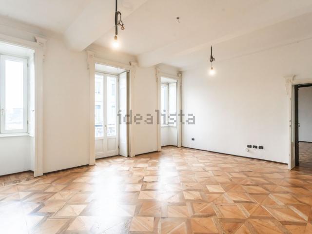 Appartamento in vendita di 193 m² in Via Antonio Gramsci, 1