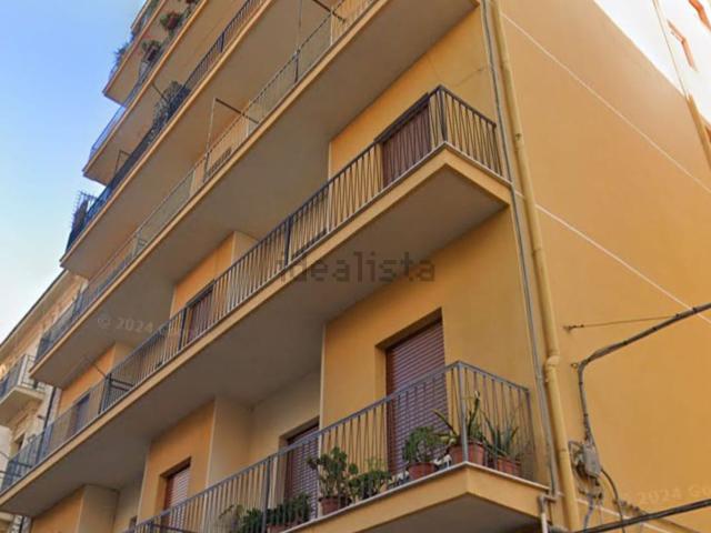 Appartamento in vendita di 193 m² in Via Sallemi, 35