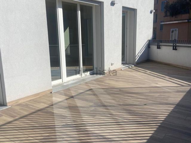 Appartamento in vendita di 193 m² in Piazza Aspromonte, 13