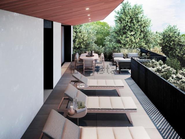 Appartamento in vendita di 194 m² in Via Cavalleggeri Treviso, 19