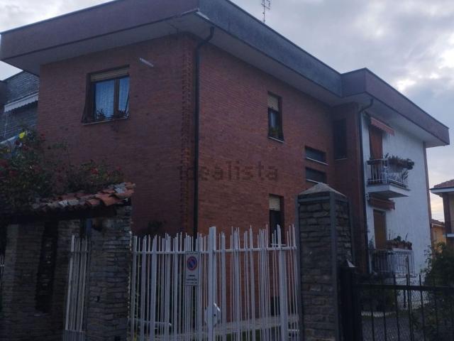 Appartamento in vendita di 194 m² in Via Edmondo de Amicis