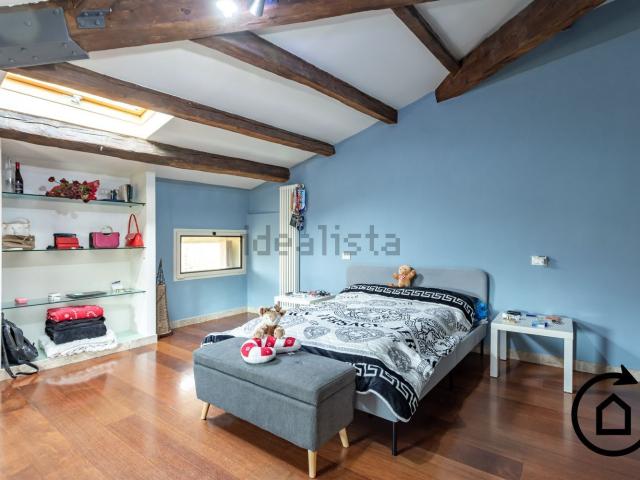 Appartamento in vendita di 194 m² in Via Lughese, 132