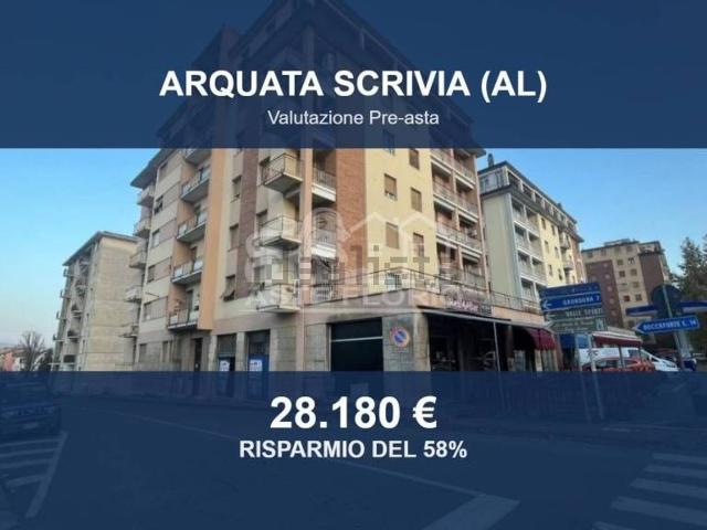Appartamento in vendita di 194 m² in Via XXV Aprile, 2