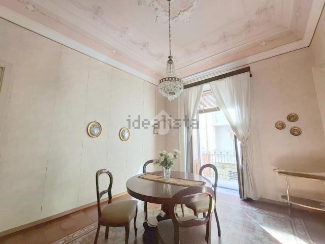 Appartamento in vendita di 195 m² in Via Conte Ruggero, 74