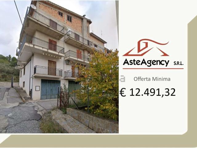 Appartamento in vendita di 195 m² in Via Carlo Levi, 18