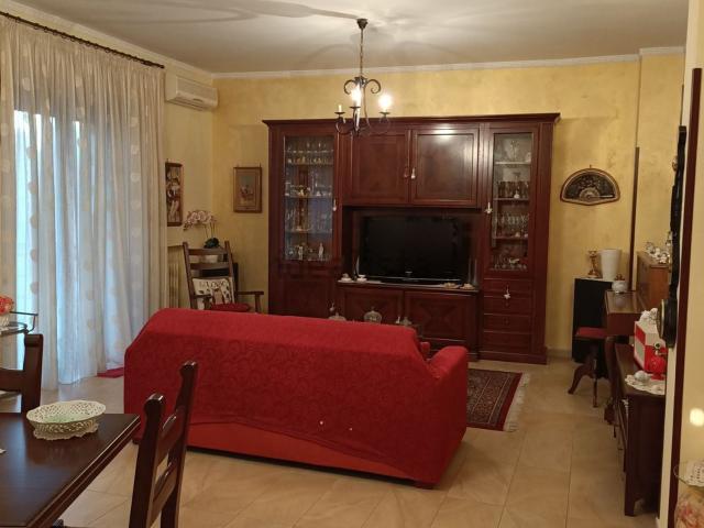 Appartamento in vendita di 195 m² in Via Cesare Battisti, 107