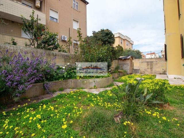 Appartamento in vendita di 195 m² in Via Antonio Dalerci, 12