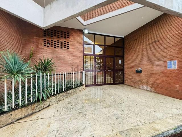 Appartamento in vendita di 195 m² in Via Andrea Mantegna