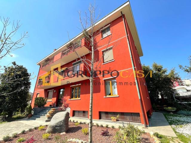 Appartamento in vendita di 195 m² in Via Benvenuto Cellini