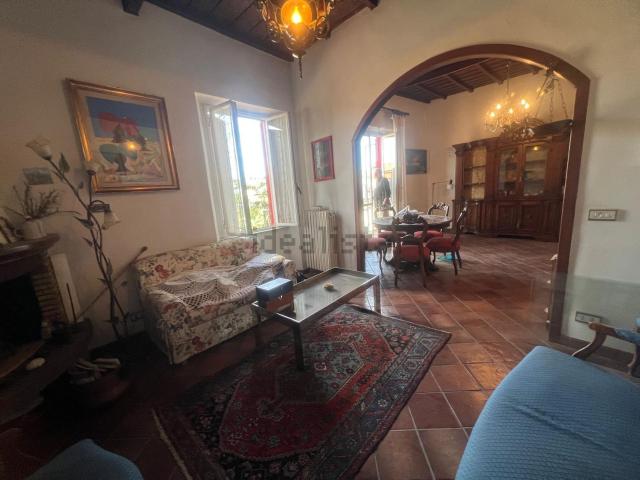 Appartamento in vendita di 195 m² in Via Garibaldi