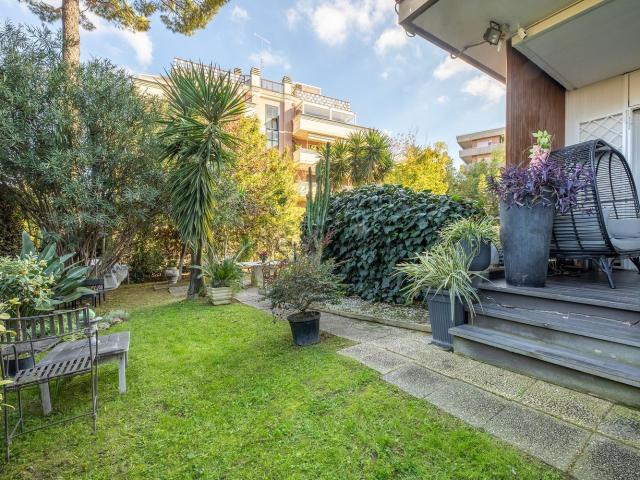Appartamento in vendita di 195 m² in Via dei Faggella