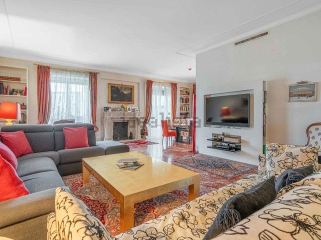 Appartamento in vendita di 195 m² in Via del Vecchio Politecnico, 7