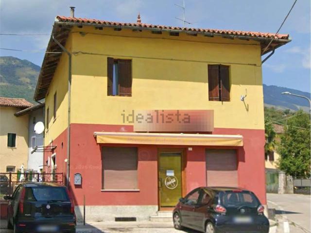 Appartamento in vendita di 195 m² in Via delle Cave, 1
