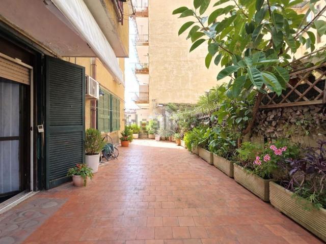 Appartamento in vendita di 195 m² in Via Luigi Settembrini, 15