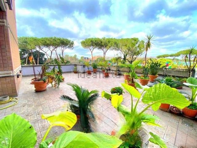 Appartamento in vendita di 195 m² in Via Luigi Perna