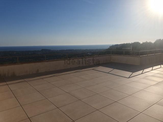 Appartamento in vendita di 195 m² in Via Sant&apos Angelo, 4