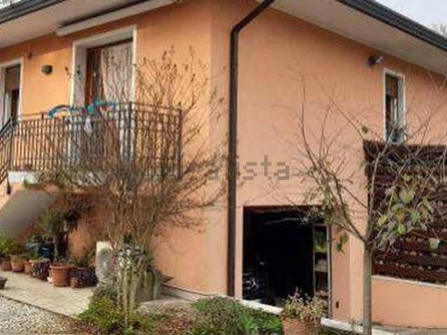 Appartamento in vendita di 195 m² in Via Roma