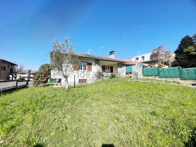 Appartamento in vendita di 195 m² in Via Torino, 21