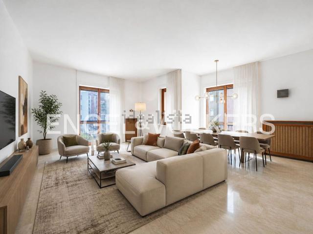 Appartamento in vendita di 195 m² in Via Trezzo d&apos Adda, 3