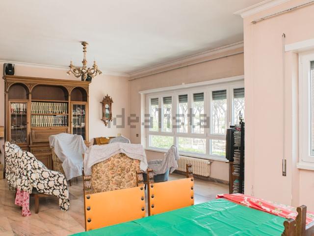 Appartamento in vendita di 195 m² in Circonvallazione Cornelia