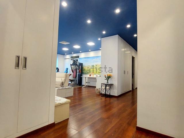 Appartamento in vendita di 195 m² in Corso Peschiera, 255