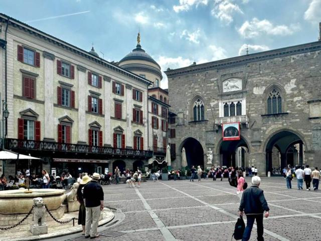 Appartamento in vendita di 195 m² in Piazza Vecchia