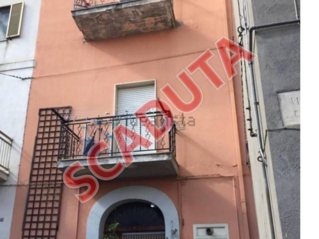 Appartamento in vendita di 196 m² in Via Cairoli