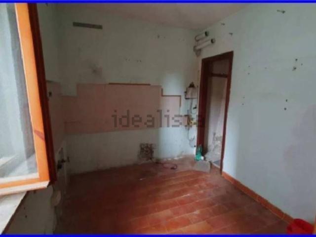 Appartamento in vendita di 196 m² in Via Cesare Battisti, 4