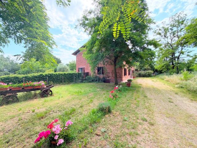 Appartamento in vendita di 196 m² in Via Montebello