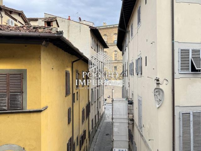 Appartamento in vendita di 196 m² in Via Maggio, 64