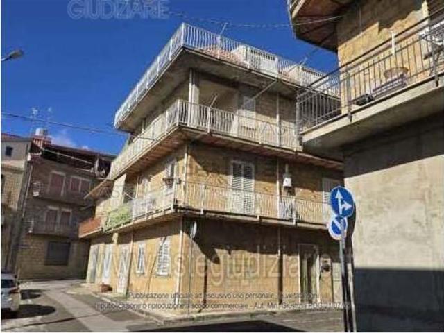 Appartamento in vendita di 196 m² in Via Martin Luther King