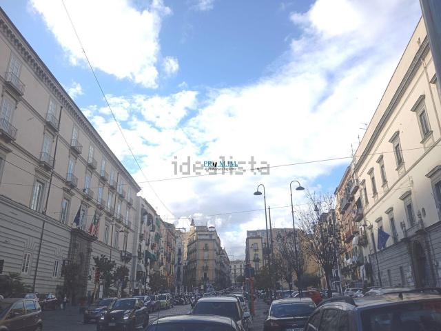 Appartamento in vendita di 196 m² in Vico San Elmo, 8