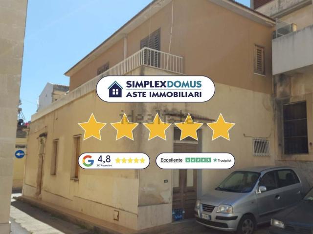 Appartamento in vendita di 196 m² in Cortile Cuntrera