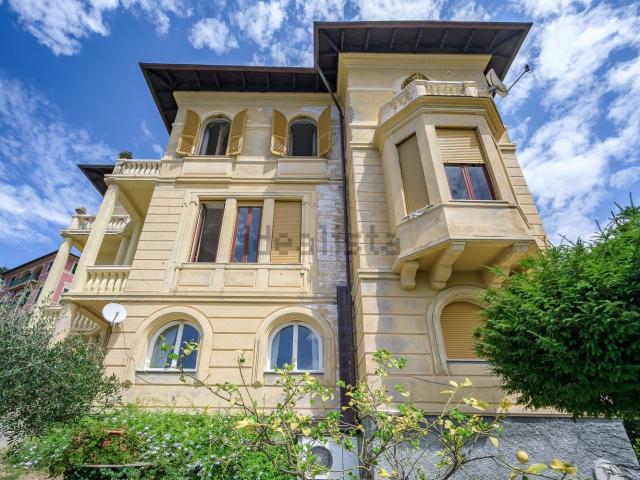 Appartamento in vendita di 196 m² in Corso G. Mazzini, 123