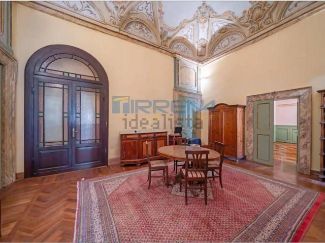 Appartamento in vendita di 197 m²