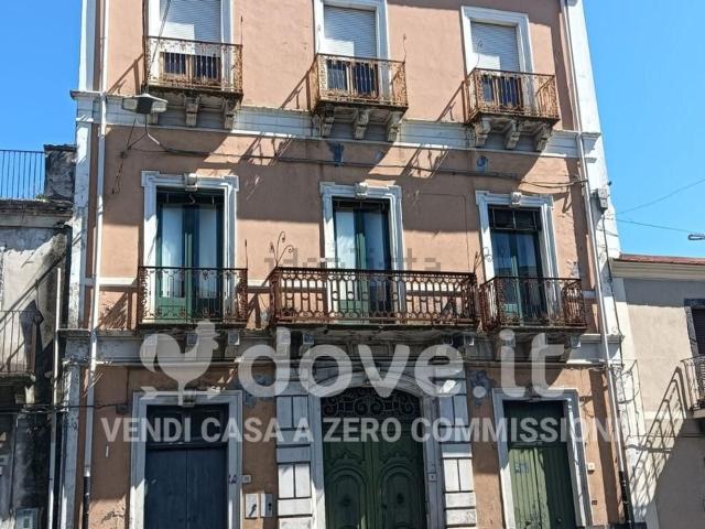 Appartamento in vendita di 197 m² in Via Giuseppe Garibaldi, 8