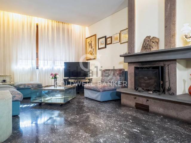 Appartamento in vendita di 197 m² in Via del Serafico