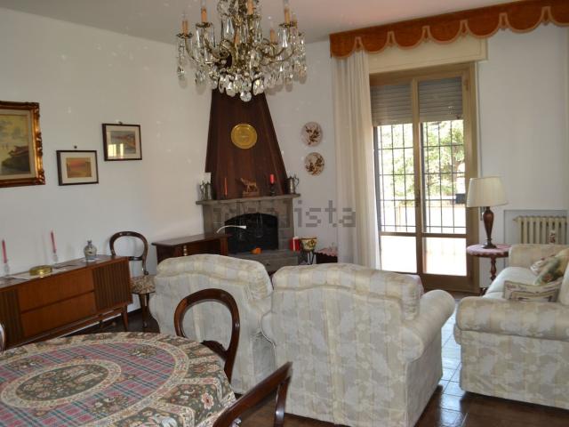 Appartamento in vendita di 197 m² in Via Lame, 98