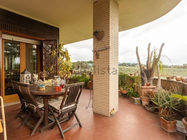 Appartamento in vendita di 197 m² in Viale del Tintoretto