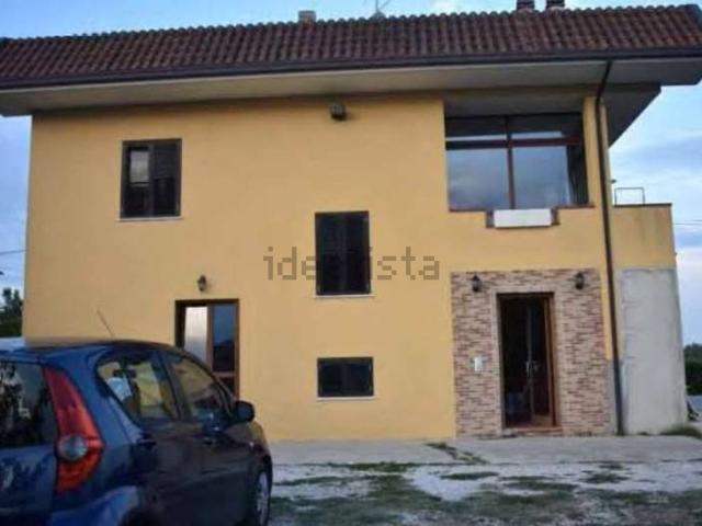 Appartamento in vendita di 197 m² in Contrada Vertilina