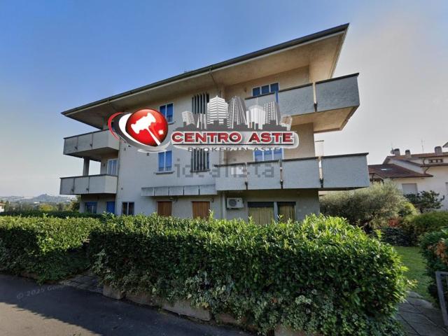 Appartamento in vendita di 198 m² in Via Dante Alighieri