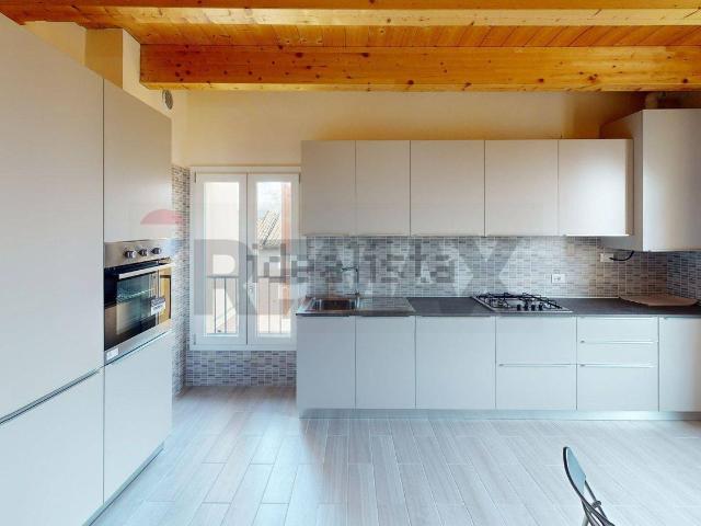 Appartamento in vendita di 198 m² in Via Malvezzi, 4