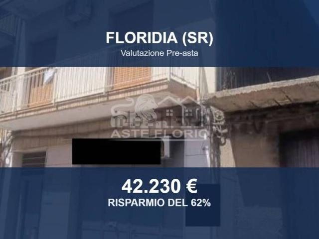 Appartamento in vendita di 198 m² in Via Milano, 75
